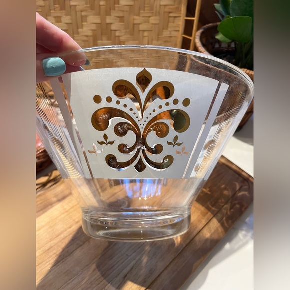 Vintage gold plated serving bowl - Picture 5 of 8